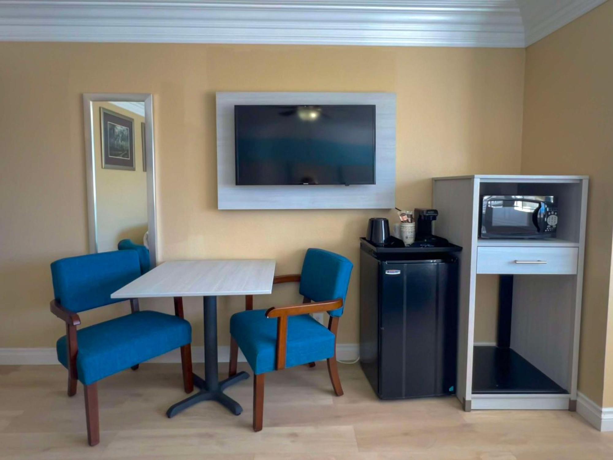 Best Western Tradewinds Morro Bay Bagian luar foto