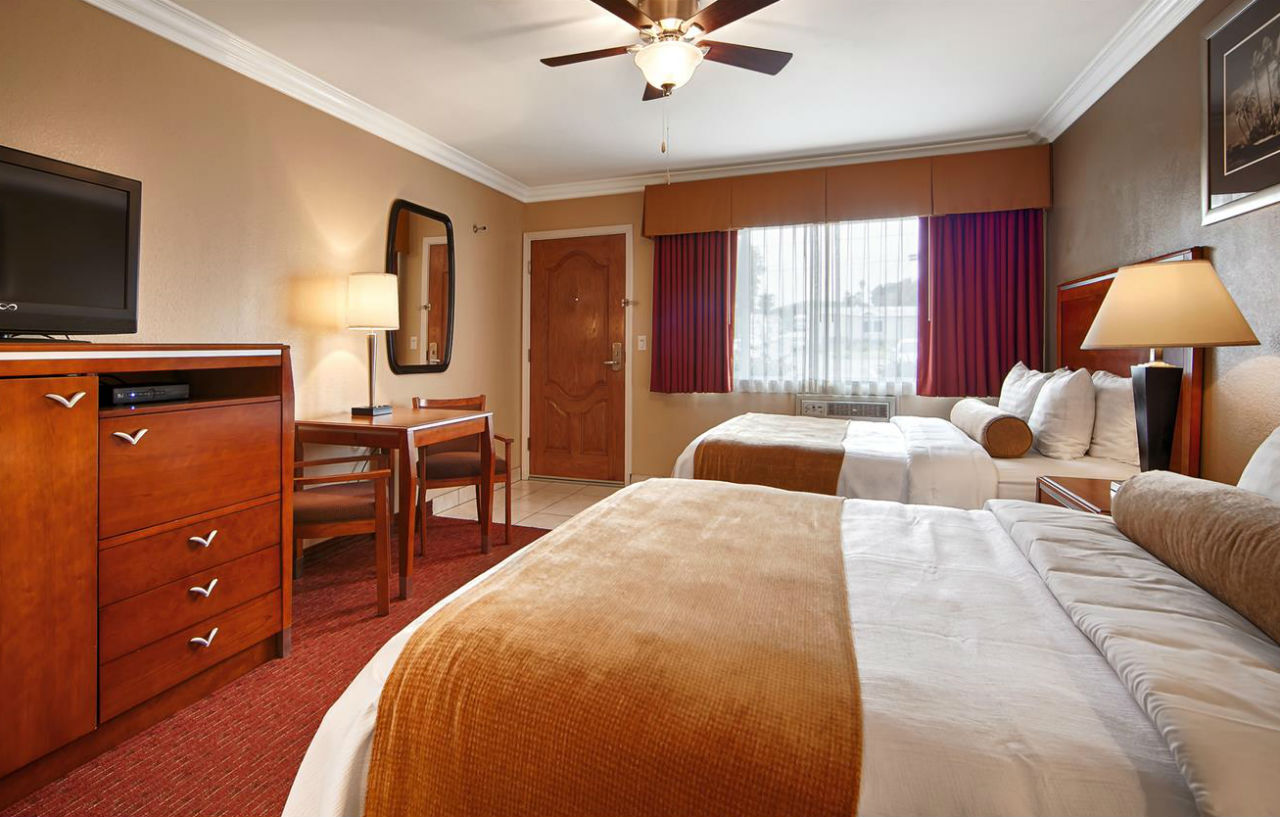 Best Western Tradewinds Morro Bay Bagian luar foto